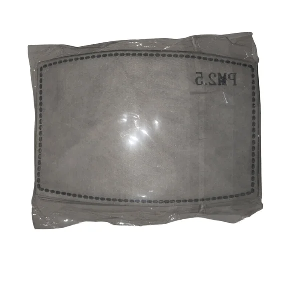 PM 2.5 filter Color white Adult size (10 pk) NWT - Picture 2 of 2